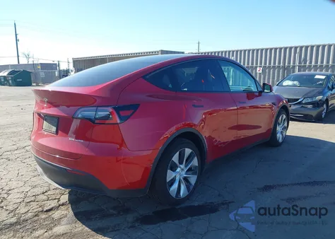 2021 Tesla Model Y Long Range Dual Motor All-Wheel Drive z USA, uszkodzony, nr VIN 5YJYGDEE0MF090171